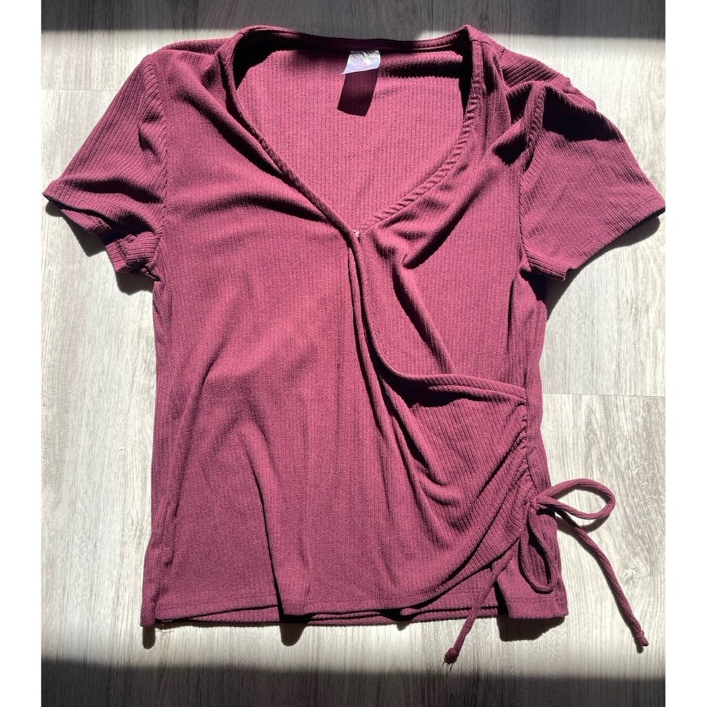 No boundaries top